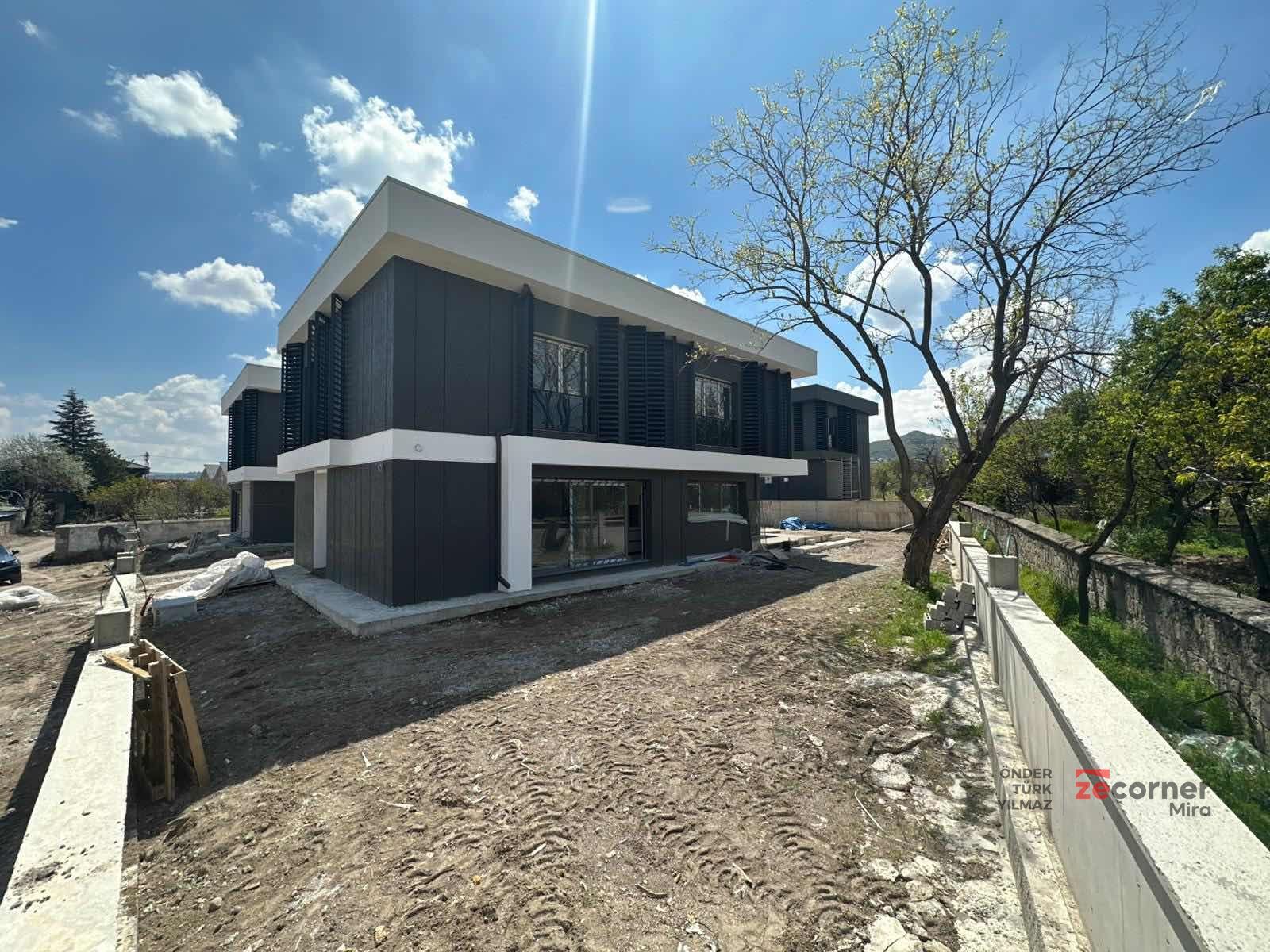 ERENKÖY'DE SATILIK VİLLA - Resim 5