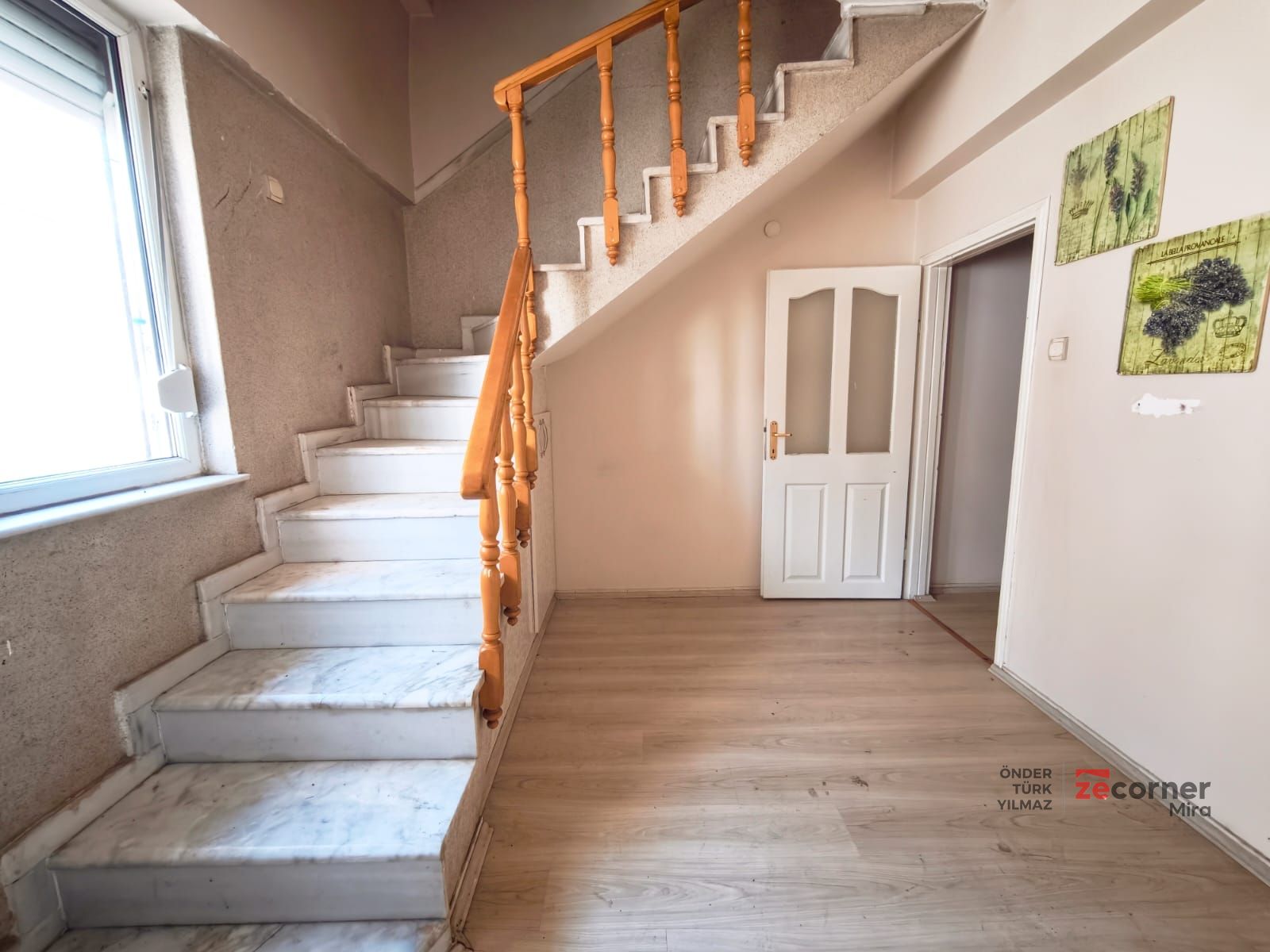 MEVLANA'DA SATILIK DUBLEKS.GARAJLI,GENİŞ,MASRAFSIZ DAİRE - Resim 5