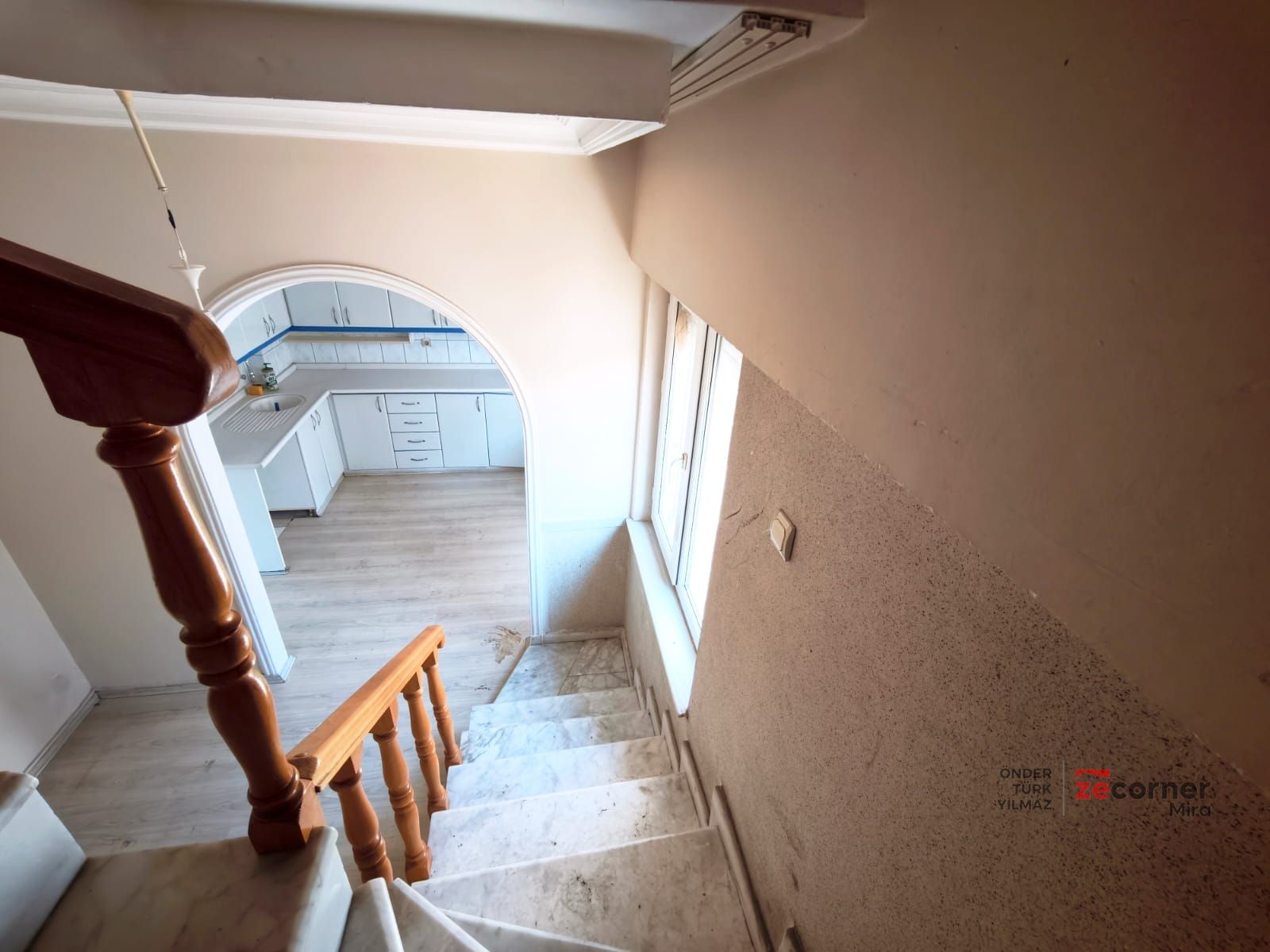 MEVLANA'DA SATILIK DUBLEKS.GARAJLI,GENİŞ,MASRAFSIZ DAİRE - Resim 9