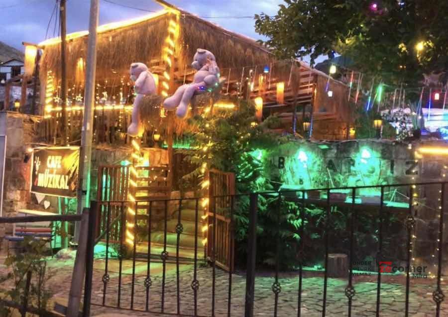 OSMANLI SOKAĞININ GİRİŞİNDE KAÇIRILMAYACAK FIRSAT CAFE - Resim 3